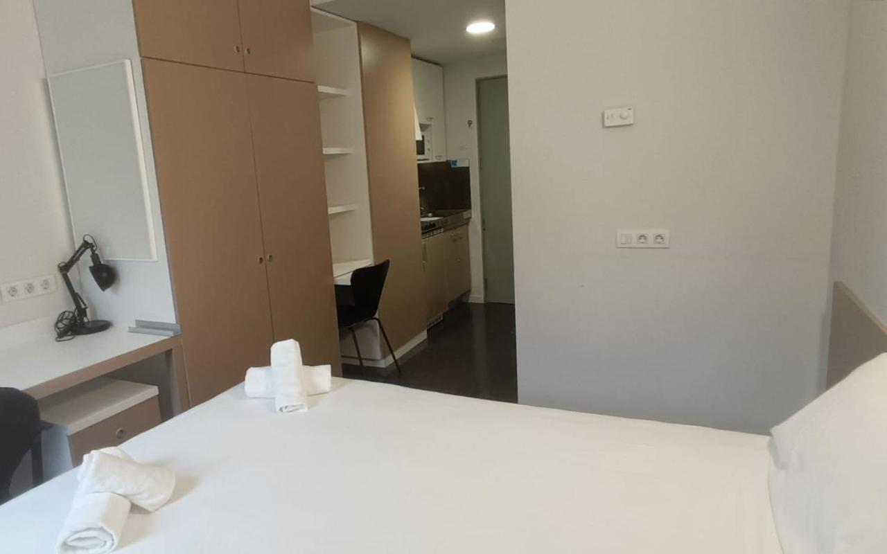 Residencia Universitaria Resa Roberto De Nobili Sant Cugat del Vallès Exterior foto